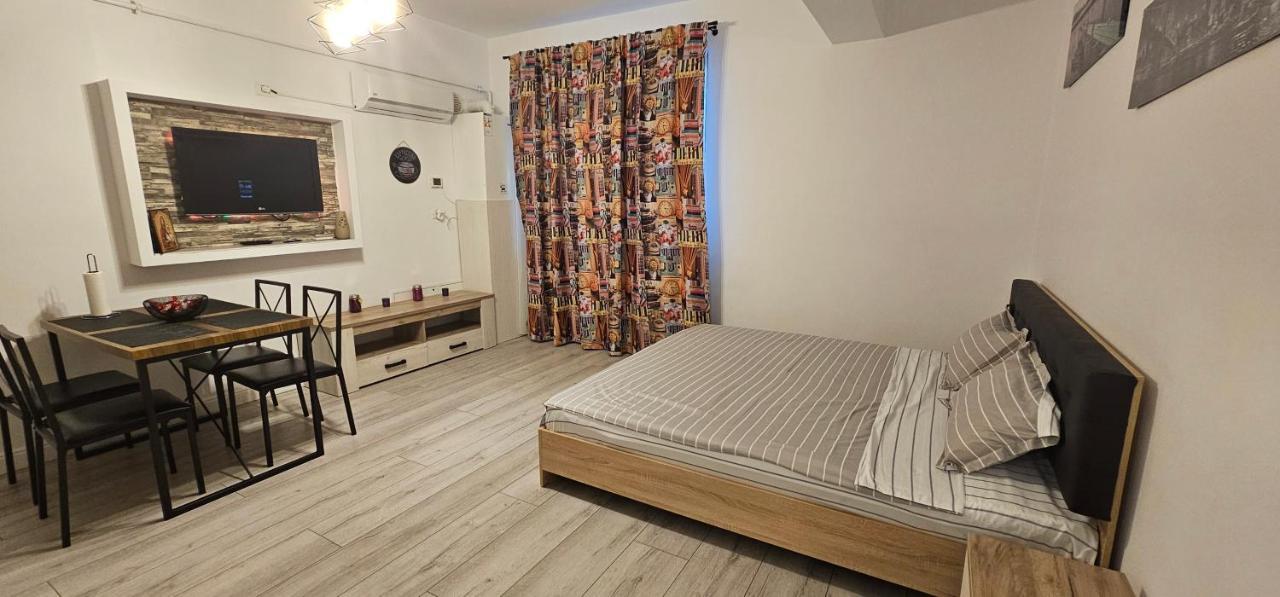 Appartement Calin Luma Studio à Năvodari Extérieur photo